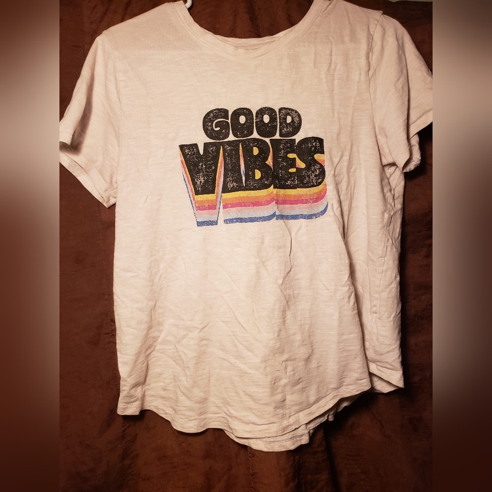 White Good Vibes T Shirt